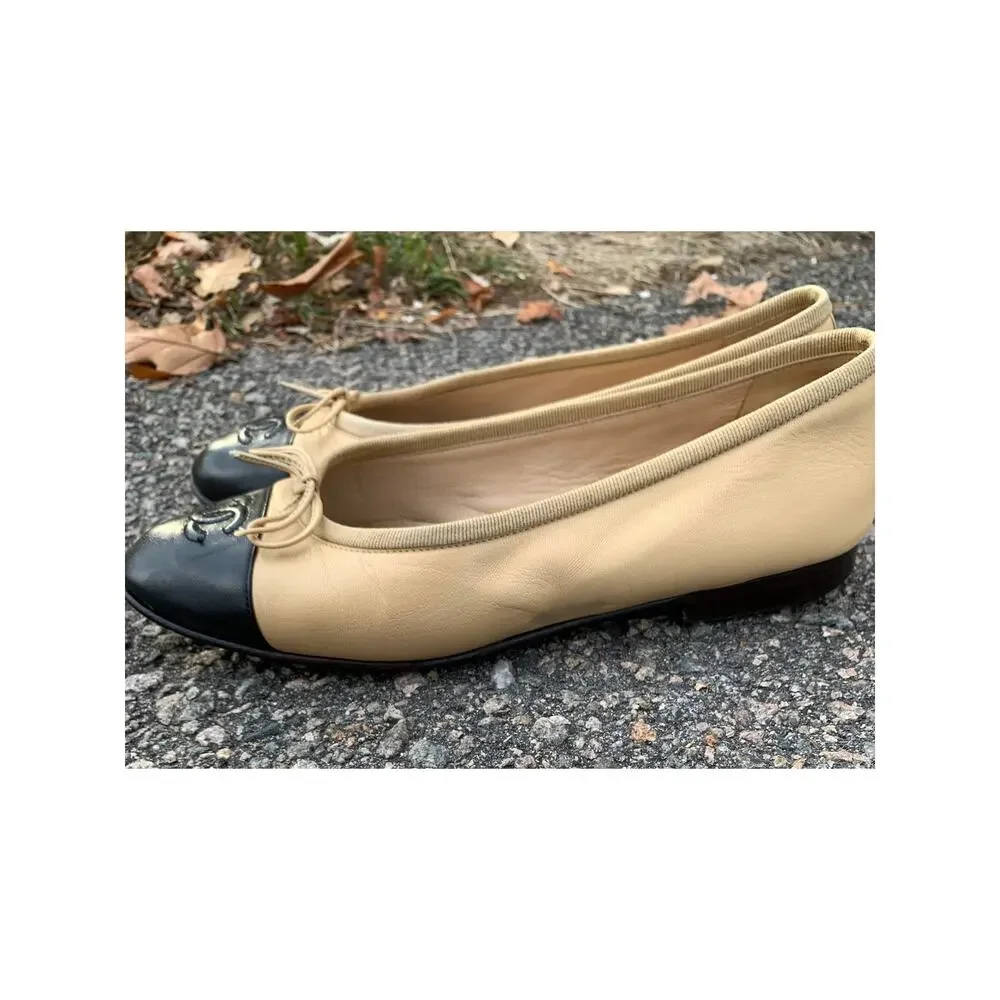 Authentic Chanel Lambskin Leather Ballet Flats EU 36 Two Tone Beige Black CC Tan